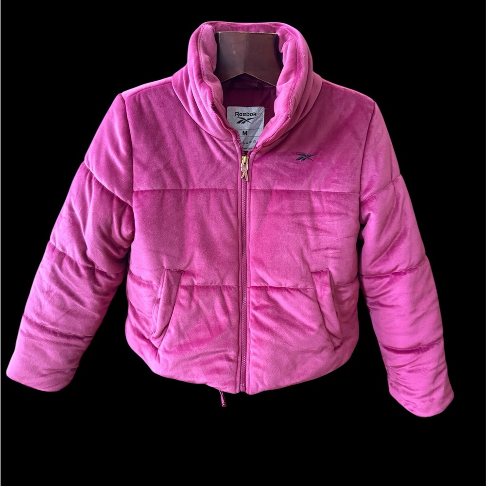 Reebok Women's Fuchsia Puffer velvety Jacket size M used once